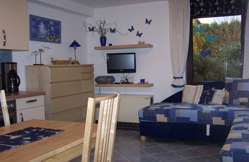 Nienhagen House | Apartment/bungalow on the edge of the forest 6a near the beach in the seaside resort of Nienhagen
