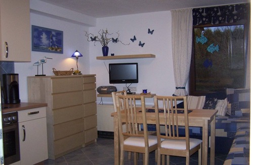 Nienhagen House | Apartment/bungalow on the edge of the forest 6a near the beach in the seaside resort of Nienhagen