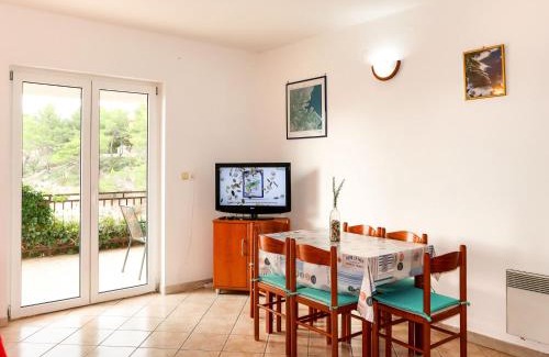 Cove Basina (Jelsa) Apartment | Apartment Buda-3 by Interhome