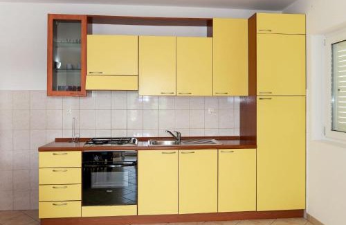 Cove Basina (Jelsa) Apartment | Apartment Buda-3 by Interhome