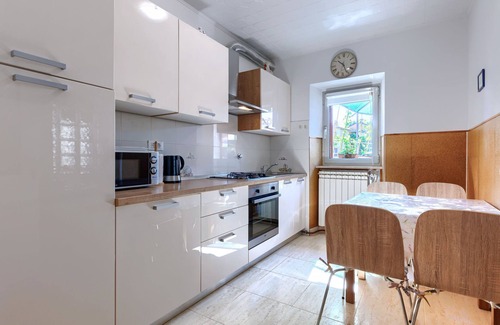 Umag Apartment | Apartment Bumbak by Interhome