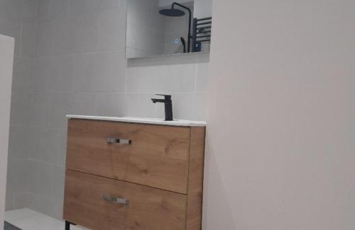 Remiremont Apartment | Apartment calme