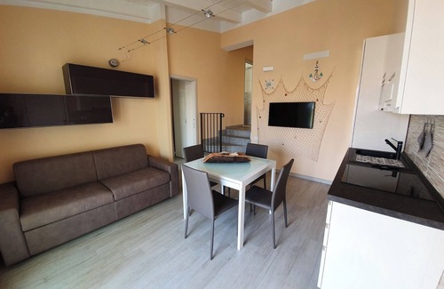 Trinita d'Agultu e Vignola Apartment | Apartment 'Caprera' with Private Terrace, Wi-Fi and Air Conditioning