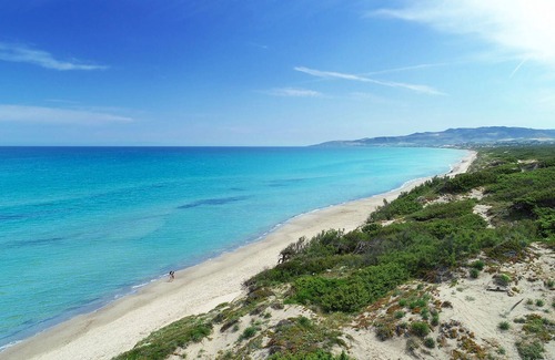 Tottubella Apartment | Apartment 'Casa Ares' with Shared Garden, Wi-Fi and Air Conditioning