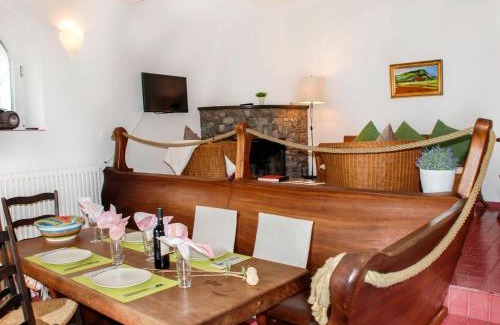 Ronco sopra Ascona Apartment | Apartment Casa Eduardo Apt-2 by Interhome