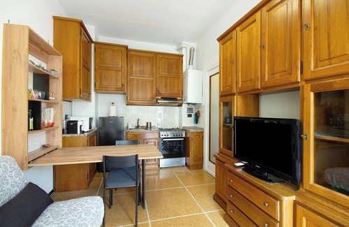 Rapallo Apartment | Apartment "Casa Dica" with Balcony & Wi-Fi