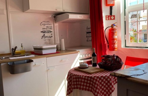 Estremoz Apartment | Apartment 'Casa Do Morgado Do Casco' with Wi-Fi and Air Conditioning