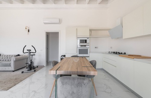Province of Cagliari Apartment | Apartment Casa Elena with Terrace, Whirlpool & Wi-Fi