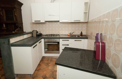 Manarola Apartment | Apartment Casa Ines by Arbaspàa - central apartment in Manarola