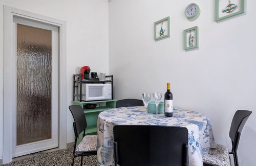 Pivarada Apartment | Apartment 'Casa Marrik' with Balcony, Wi-Fi and Air Conditioning