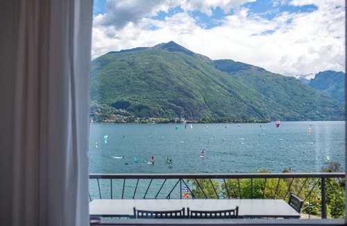 Vignola Apartment | Apartment 'Casa Vacanza Guattini' with Lake View, Balcony and Wi-Fi
