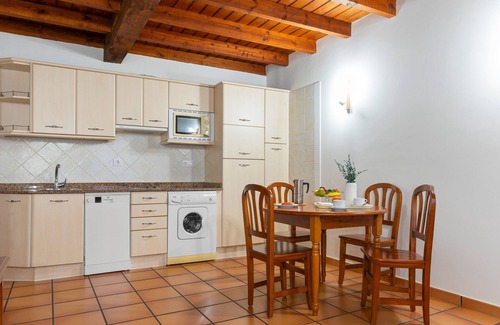 Bustio Apartment | Apartment 'Castañeu' with Wi-Fi