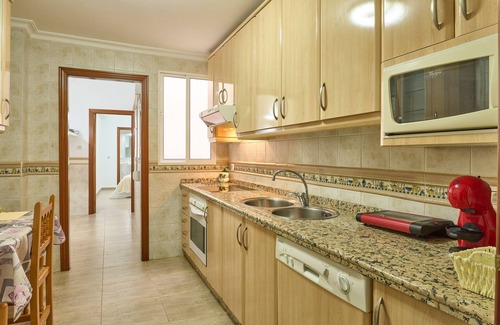 La Trinidad-San Juan y Todos los Santos Apartment | Apartment 'Centro Córdoba' with Balcony, Wi-Fi and Air Conditioning