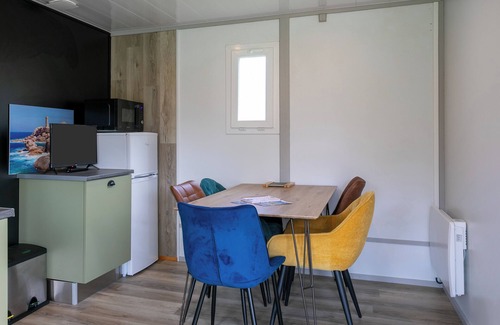 Pleumeur-Bodou House | Apartment 'Chalet Premium 1' with Private Terrace and Shared Garden