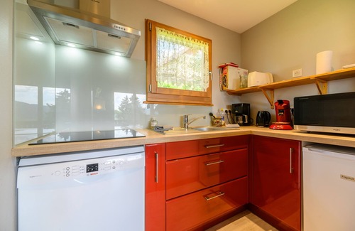 Soultzeren Apartment | Apartment 'Chalet Sol La Mi' with Mountain View, Private Terrace and Private Garden