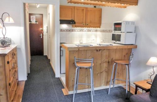 Chamonix-Mont-Blanc Apartment | Apartment Champraz-15 by Interhome