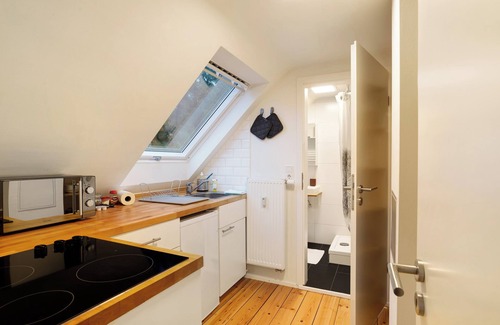 Buckenberg Apartment | Apartment 'Charmante Dachgeschosswohnung' with Wi-Fi