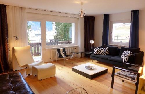 Zuoz Apartment | Apartment Chesa Vuorcha by Interhome