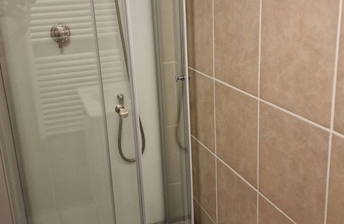Cahors Apartment | Apartment 'Chez Philou' with Shared Pool, Private Terrace and Wi-Fi