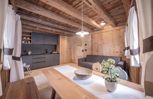 Mareo Apartment | Apartment 'Ciasa Somuer - Stangode' with Mountain View, Balcony and Wi-Fi