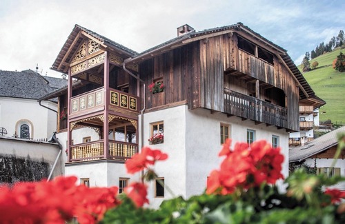 Mareo Apartment | Apartment 'Ciasa Somuer - Stangode' with Mountain View, Balcony and Wi-Fi