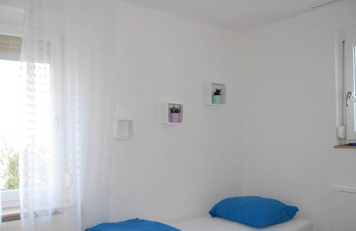 Reutlingen Apartment | Apartment-Classic-Ensuite with Bath-City view