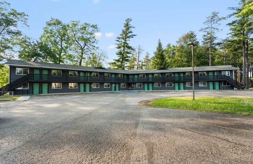 Traverse City Apartment | Apartment close to downtown, beaches, and wineries
