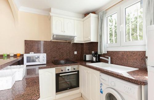 Molinell Apartment | Apartment Club Sevilla I-3 by Interhome