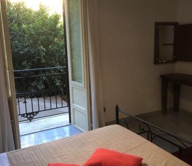 Ruggero Settimo Apartment | Apartment Co