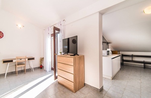 Gulici Apartment | Apartment Complex Dino/Two-Bedroom Apartment Dino III with Roof Terrace