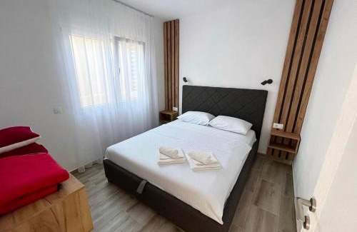Utjeha Hladna Uvala House | Apartment Complex with Pool in Bar, Montenegro