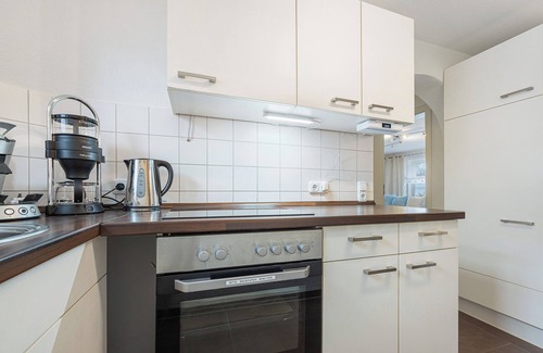 Winsen an der Aller Apartment | Apartment 'Connys' with Private Terrace and Wi-Fi