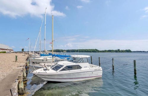 Svendborg Apartment | Apartment Constance - 50m from the sea by Interhome