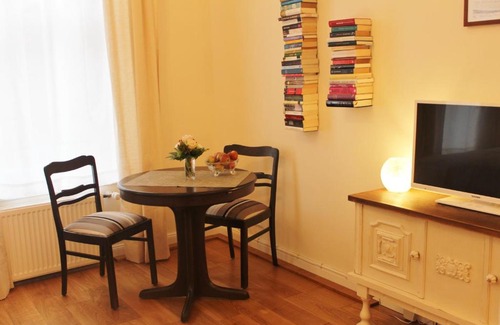Bahnhofsvorstadt Apartment | Apartment Creme zentral