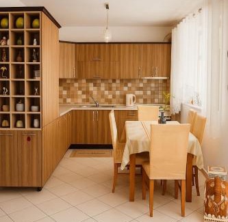 Tirana Apartment | Apartment Crystal Comfort Stylish Spotless