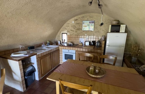 Montredon House | Apartment Cucuron - 2 bedrooms