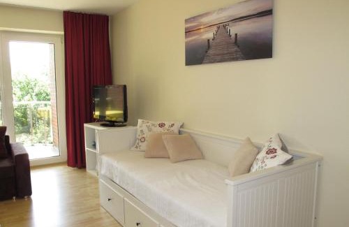 Wremen Apartment | Apartment Cuxland Ferienpark-1 by Interhome