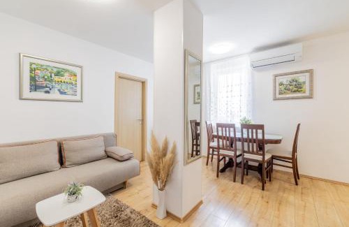 Split Apartment | Apartment Cvita