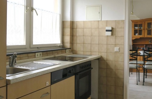 Dingelsdorf Apartment | Apartment 'D1, 75qm' with Private Terrace, Shared Garden and Wi-Fi