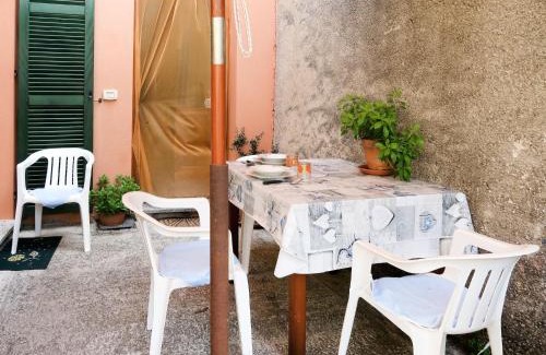 Borgo Apartment | Apartment Daniele by Interhome