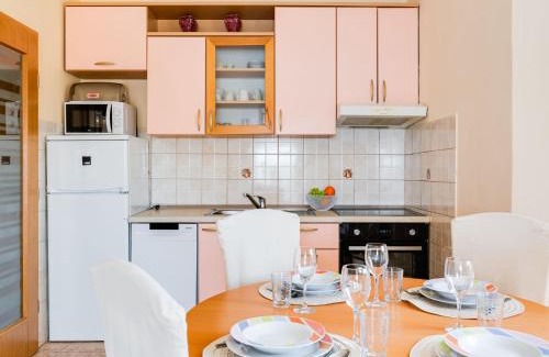 Krusevo Apartment | Apartment Daria 3 by Interhome