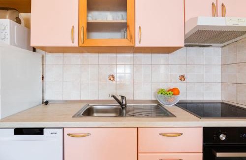 Krusevo Apartment | Apartment Daria 3 by Interhome