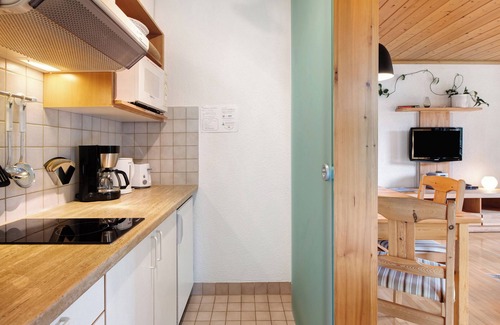 Bernau Apartment | Apartment 'Ferienwohnung Ahorn' with Mountain View, Private Terrace and Wi-Fi