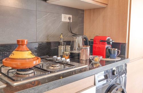 Tamrhakht Apartment | Apartment-Deluxe-Mobility bath-Pool view-Safran Taghazout