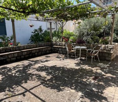 Petrovac Apartment | Apartment Dijana