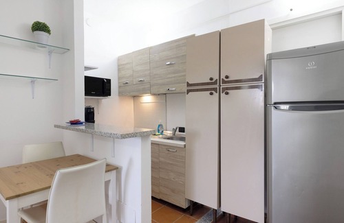 Settime Apartment | Apartment 'Dimora Il Feudo Bilocale 1' with Shared Pool, Shared Terrace and Wi-Fi