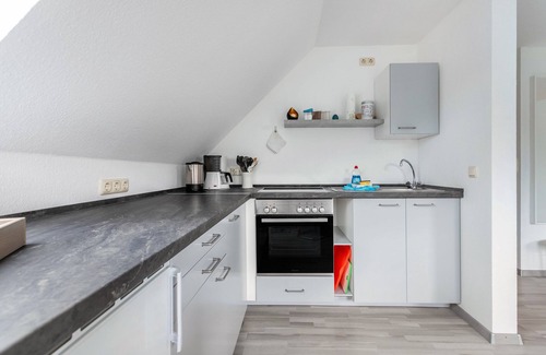 Westerdeich Apartment | Apartment 'Dohle No 2' with Shared Terrace, Shared Garden and Wi-Fi