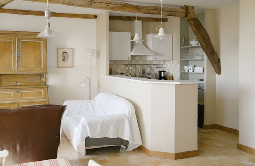 Pluneret Apartment | Apartment 'Domaine De Kermadio - Le Loc'h' with Shared Pool, Shared Terrace and Wi-Fi