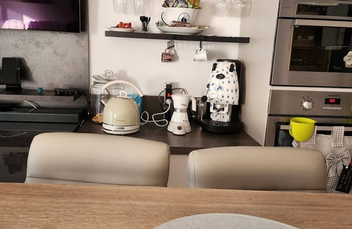 Frejus Apartment | Apartment 'Domaine Des Cigales' with Shared Pool, Wi-Fi and Air Conditioning