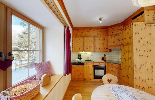 Samedan Apartment | Apartment Domiziana